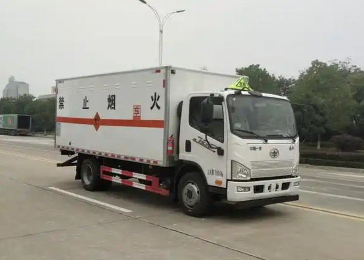 港口镇爆破器材运输车可以上高速吗？